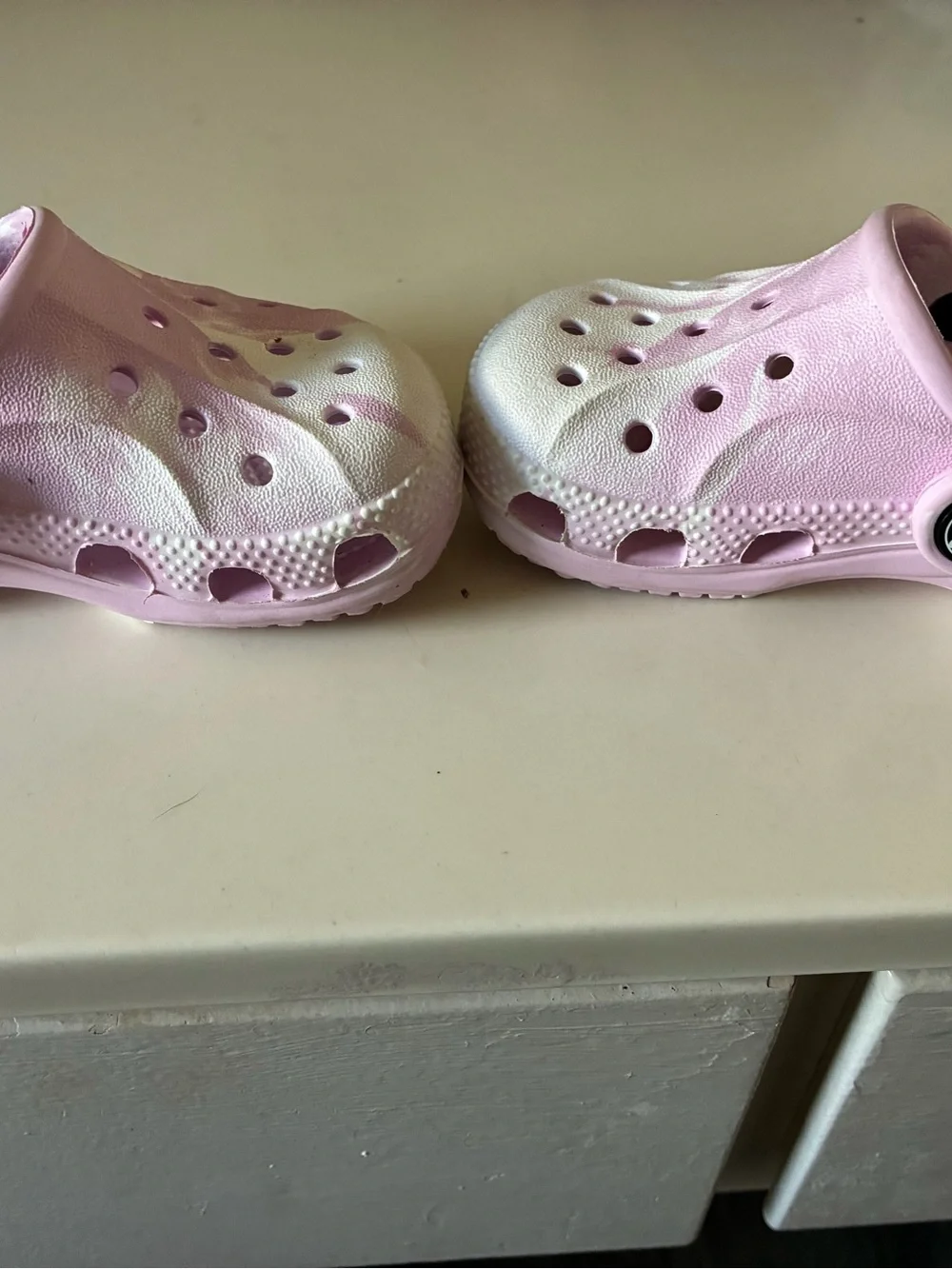 Girls crocs